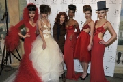 Ewa Minge i modelki w sukniach Couture SS 2011 01